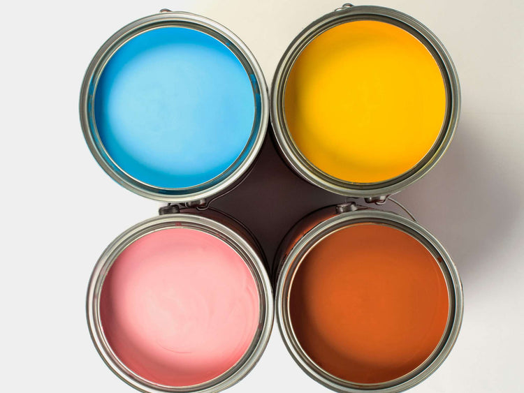 Multicoloured sewing spools reflect the accentuated response to light found in Aura® Colour Stories®.